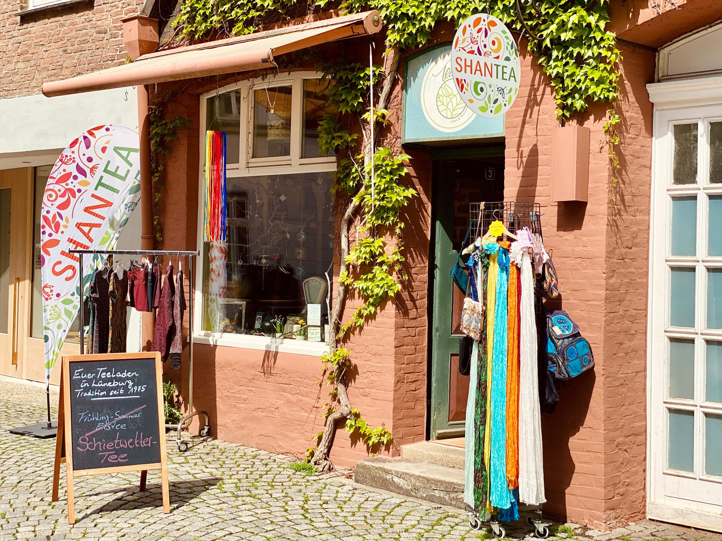 Shantea (ehemals Teas) in Lüneburg - Ladeneingang